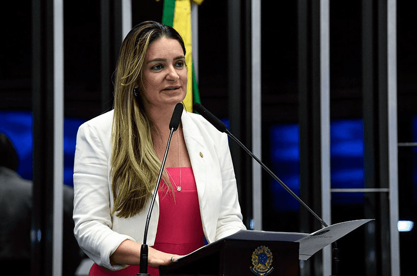 Senadora Augusta Brito (Foto: Reprodução/ Internet) Senadora Augusta Brito (Foto: Reprodução/ Internet)