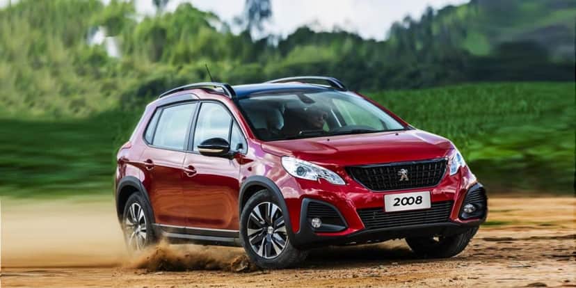 Peugeot 2008 Allura é um dos modelos mais novos que está saindo por R$50 mil (Reprodução: Internet) Peugeot 2008 Allura é um dos modelos mais novos que está saindo por R$50 mil (Reprodução: Internet)