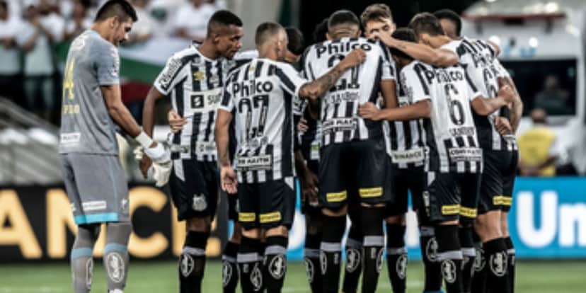 Time do Santos em campo - Foto Internet Time do Santos em campo - Foto Internet