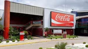 A Coca-Cola comprou o Guaraná Jesus no ano de 2001 (Foto Reprodução/Internet) A Coca-Cola comprou o Guaraná Jesus no ano de 2001 (Foto Reprodução/Internet)