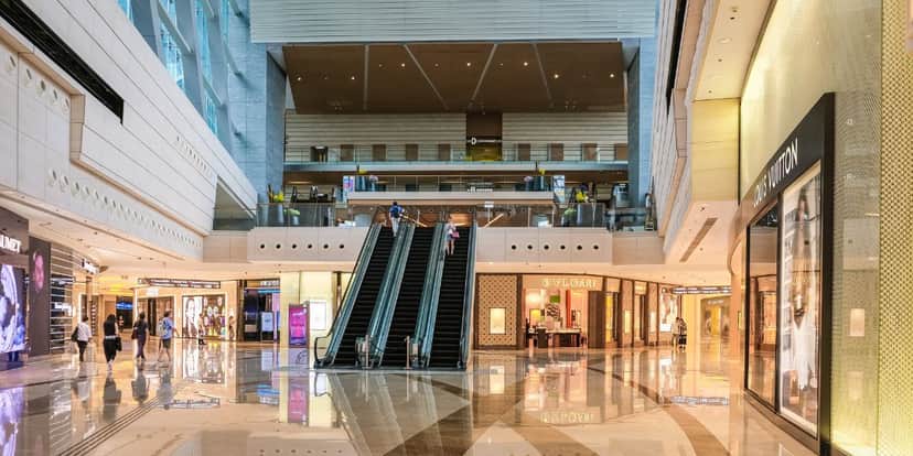 Os shoppings estão cada vez com menos frequentadores (Reprodução: Internet) Os shoppings estão cada vez com menos frequentadores (Reprodução: Internet)