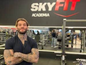Lucas Lucco é sócio da Sky Fit (Foto: Reprodução / Internet) Lucas Lucco é sócio da Sky Fit (Foto: Reprodução / Internet)