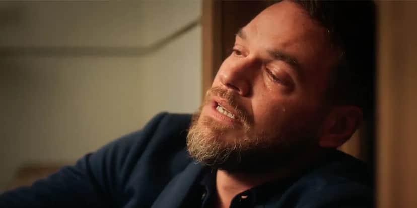 Theo ficará desolado em "Vai na Fé" (Foto: Reprodução/TV Globo) Theo ficará desolado em "Vai na Fé" (Foto: Reprodução/TV Globo)