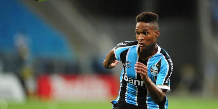 Wendell jogou pelo grêmio entre 2013 e 2014 (Reprodução: Instagram) Wendell jogou pelo grêmio entre 2013 e 2014 (Reprodução: Instagram)