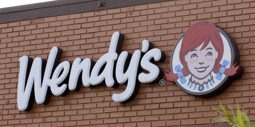 Wendy's leva esse nome por conta de uma homenagem a filha do fundador (Reprodução: Internet) Wendy's leva esse nome por conta de uma homenagem a filha do fundador (Reprodução: Internet)