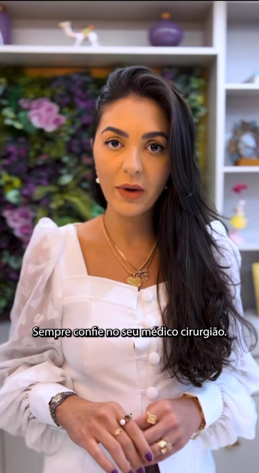 Dra. Patrícia Moura Rocha compartilha conselho essencial para quem deseja fazer cirurgia plastica Dra. Patrícia Moura Rocha compartilha conselho essencial para quem deseja fazer cirurgia plastica