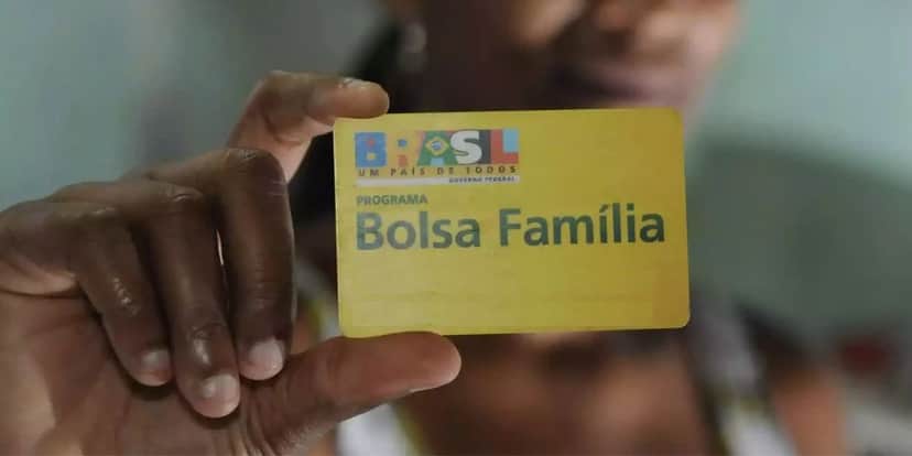 http://tvfoco.uai.com.br/wp-content/uploads/2015/05/Daniela-Mercury.jpg http://tvfoco.uai.com.br/wp-content/uploads/2015/05/Daniela-Mercury.jpg