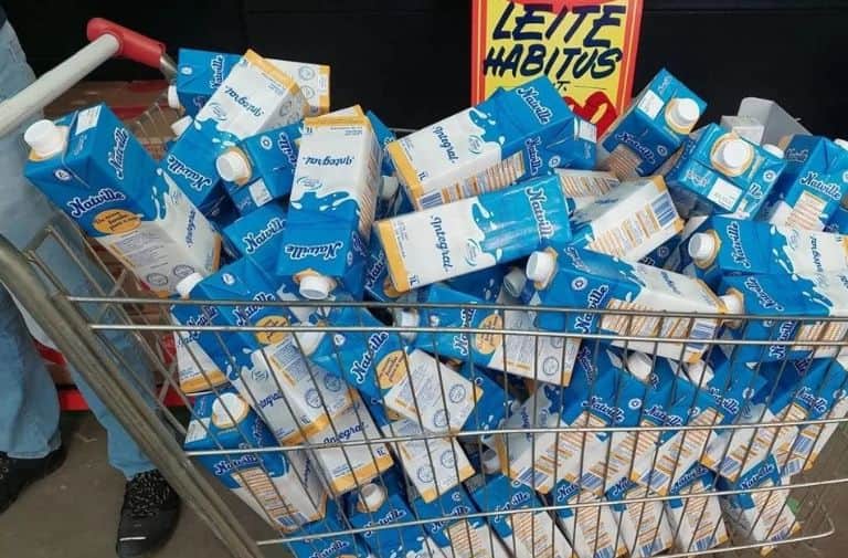 Leite da Natville foi arrancado de supermercados - Divulgação Procon Leite da Natville foi arrancado de supermercados - Divulgação Procon