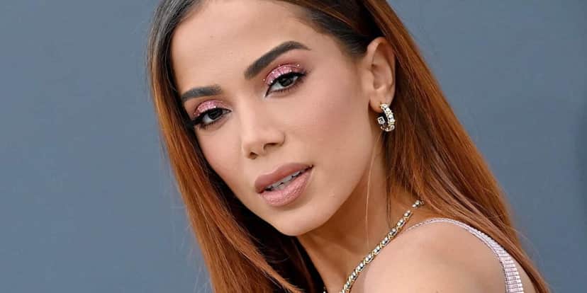 Anitta teve suspeita de câncer Anitta teve suspeita de câncer