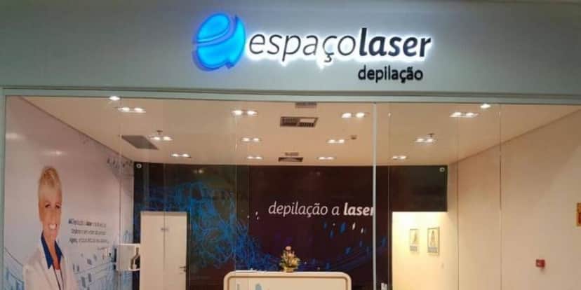 Espaçolaser tem Xuxa como uma de suas principais sócias (Reprodução: Internet) Espaçolaser tem Xuxa como uma de suas principais sócias (Reprodução: Internet)