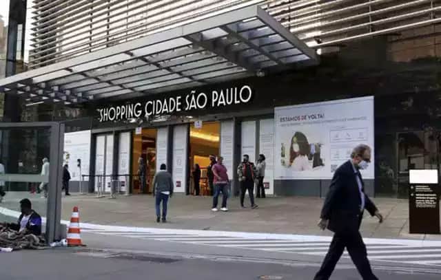 http://tvfoco.uai.com.br/wp-content/uploads/2015/05/Daniela-Mercury.jpg http://tvfoco.uai.com.br/wp-content/uploads/2015/05/Daniela-Mercury.jpg