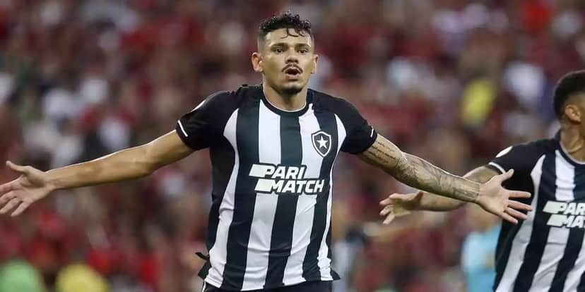 O atacante é o artilheiro do campeonato e um dos principais nomes do Botafogo (Reprodução: Internet) O atacante é o artilheiro do campeonato e um dos principais nomes do Botafogo (Reprodução: Internet)