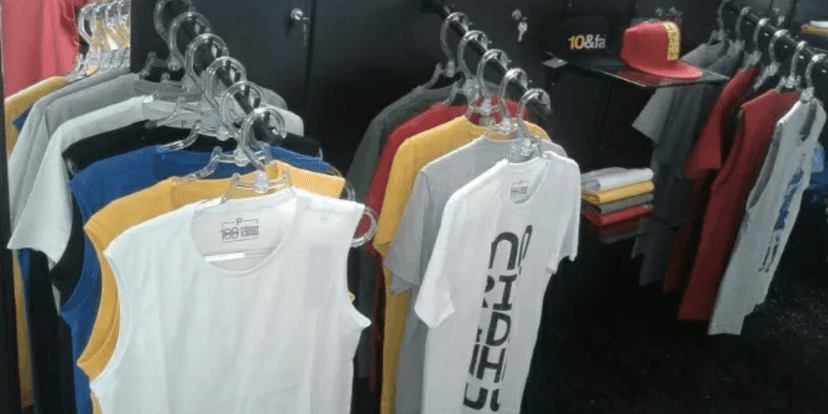 Roupas da Loja do Denilson (Reprodução/Internet) Roupas da Loja do Denilson (Reprodução/Internet)