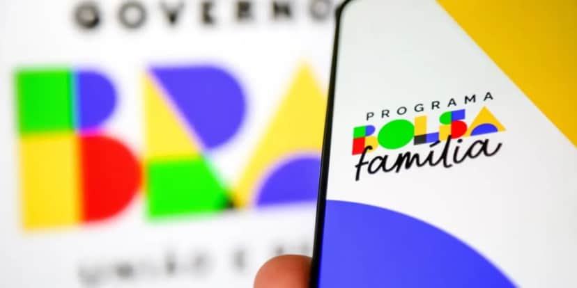 Bolsa Família tem aumento em setembro e anima beneficiários (Imagem Reprodução Internet) Bolsa Família tem aumento em setembro e anima beneficiários (Imagem Reprodução Internet)