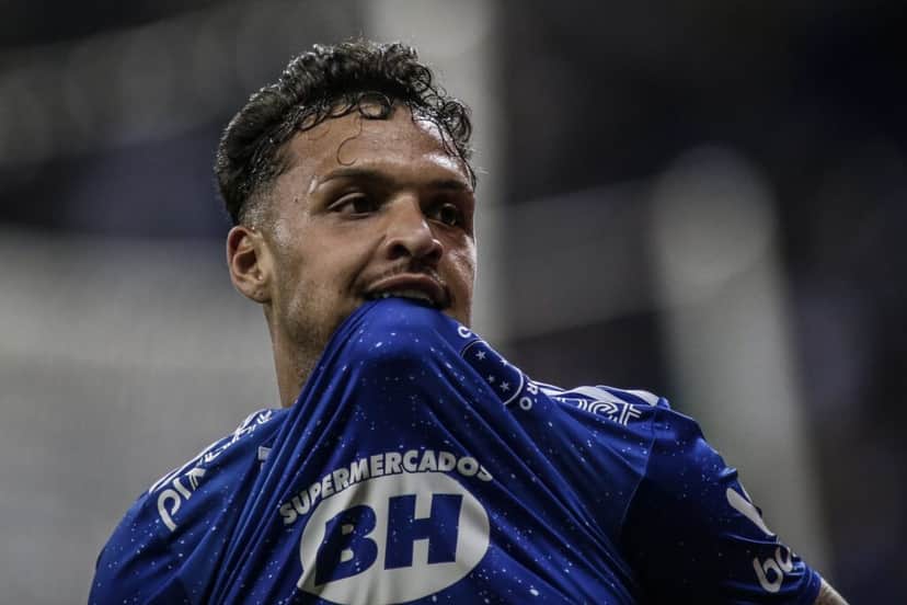 Daniel Junior no Cruzeiro (Foto: Reprodução, Globo Esporte) Daniel Junior no Cruzeiro (Foto: Reprodução, Globo Esporte)
