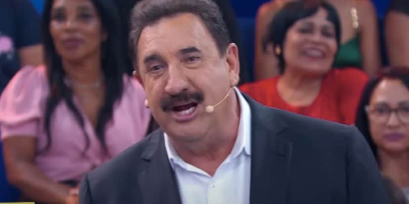 Ratinho em seu programa (Foto: Reprodução / SBT) Ratinho em seu programa (Foto: Reprodução / SBT)