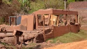 Tragédia em Mariana destruiu comunidades - Foto G1 Tragédia em Mariana destruiu comunidades - Foto G1