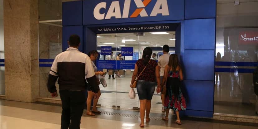 Caixa realiza pagamento do FGTS (Foto: José Cruz/Agência Brasil) Caixa realiza pagamento do FGTS (Foto: José Cruz/Agência Brasil)
