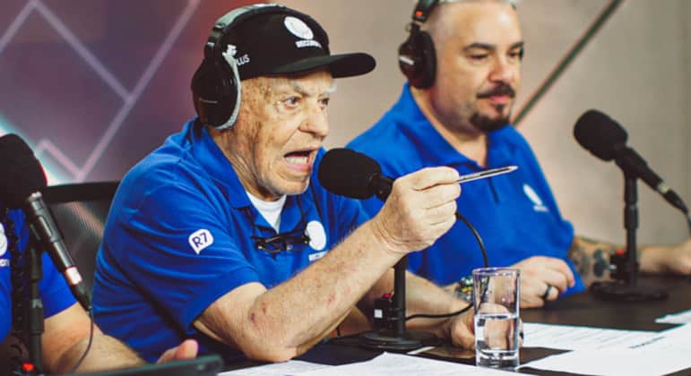 Silvio Luiz (Reprodução/R7) Silvio Luiz (Reprodução/R7)