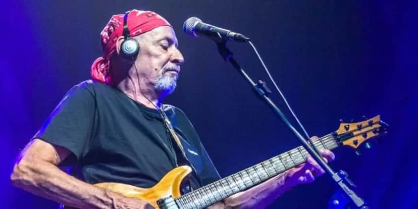 Zé Flávio foi um grande guitarrista da banca Almôndega (Reprodução: Internet) Zé Flávio foi um grande guitarrista da banca Almôndega (Reprodução: Internet)