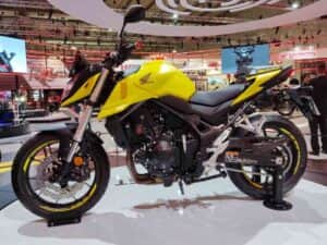 Honda CB750 Hornet 2023 - Foto Honda2 Honda CB750 Hornet 2023 - Foto Honda2