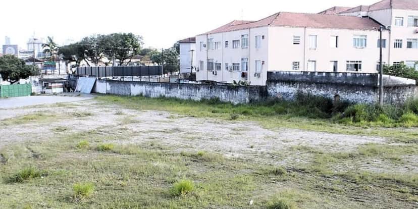 Terreno onde será construído novo shopping em Jabaquara, em Santos (Foto: Silvio Luiz/AT) Terreno onde será construído novo shopping em Jabaquara, em Santos (Foto: Silvio Luiz/AT)