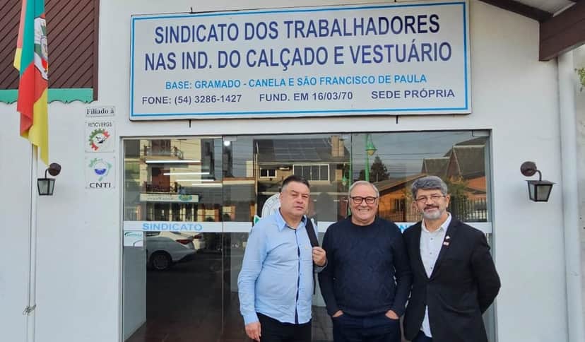 http://tvfoco.uai.com.br/wp-content/uploads/2015/05/Daniela-Mercury.jpg http://tvfoco.uai.com.br/wp-content/uploads/2015/05/Daniela-Mercury.jpg