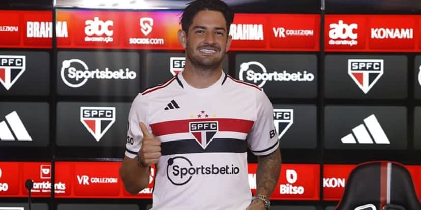 Alexandre Pato é alvo de clubes brasileiros - (Foto: Reprodução / Internet) Alexandre Pato é alvo de clubes brasileiros - (Foto: Reprodução / Internet)