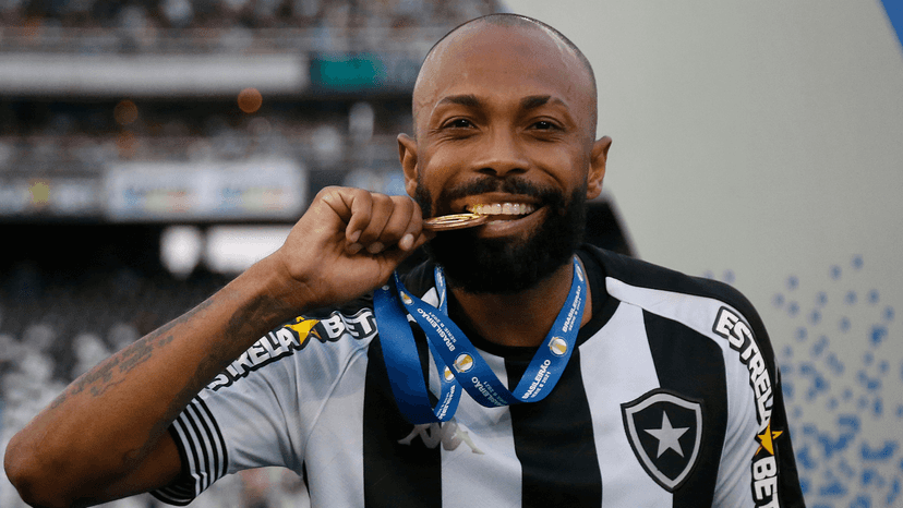 Chay pode ter retorno triunfal ao Botafogo (Foto: Reprodução Internet) Chay pode ter retorno triunfal ao Botafogo (Foto: Reprodução Internet)