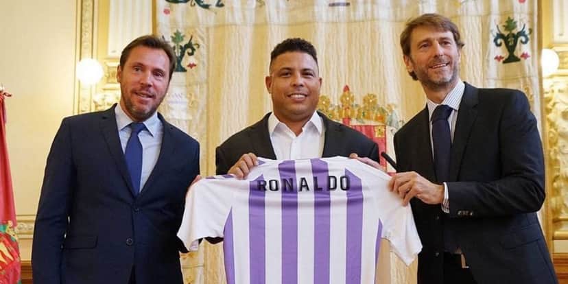 R9 quando comprou o Valladolid - (Foto: Internet) R9 quando comprou o Valladolid - (Foto: Internet)