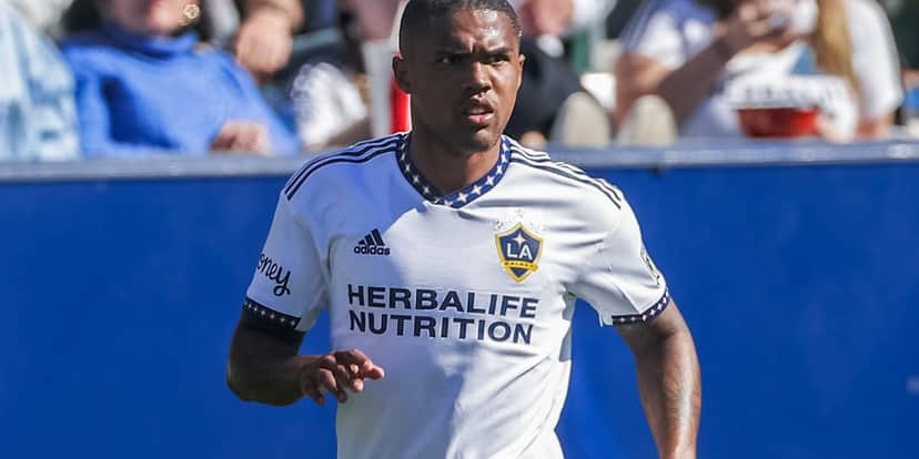 Douglas Costa – (Foto: Internet) Douglas Costa – (Foto: Internet)