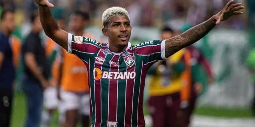 Jhon Kennedy estende seu contrato com o Fluminense até 2026 - (Foto: Reprodução / Internet) Jhon Kennedy estende seu contrato com o Fluminense até 2026 - (Foto: Reprodução / Internet)