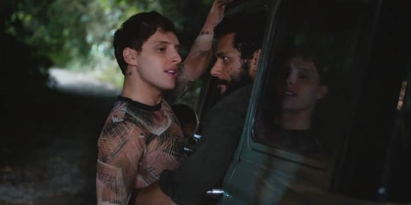 Kelvin (Diego Martins) viverá o amor com Ramiro (Amaury Lorenzo) em "Terra e Paixão" (Foto: Reprodução/TV Globo) Kelvin (Diego Martins) viverá o amor com Ramiro (Amaury Lorenzo) em "Terra e Paixão" (Foto: Reprodução/TV Globo)