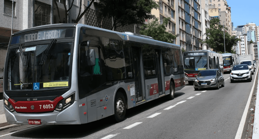 Ônibus andando pelas ruas de São Caetano do Sul (Foto: Reprodução Internet) Ônibus andando pelas ruas de São Caetano do Sul (Foto: Reprodução Internet)