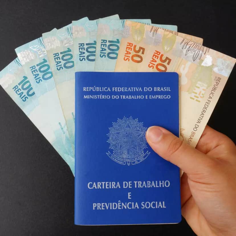 Salário Mínimo é pago 13 vezes por ano (Foto: Divulgação) Salário Mínimo é pago 13 vezes por ano (Foto: Divulgação)