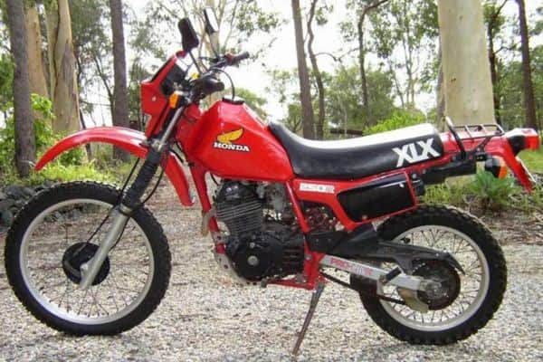 Honda XLX 250 (Reprodução/Internet) Honda XLX 250 (Reprodução/Internet)