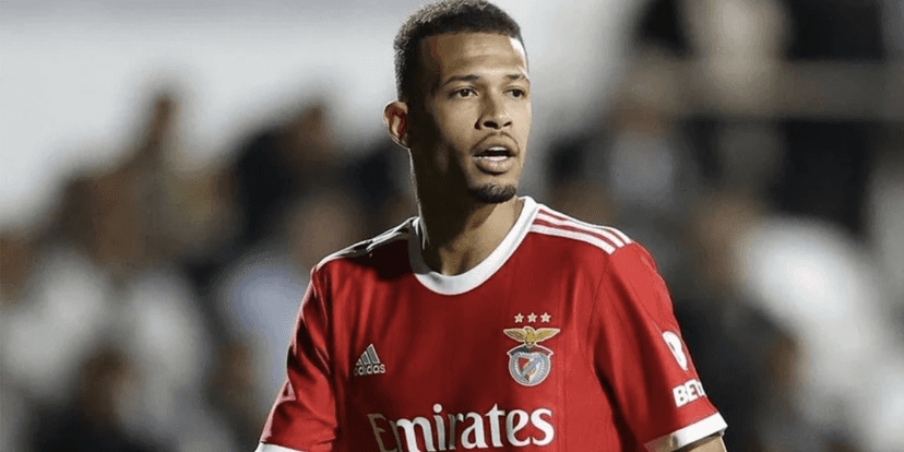 João Victor no Benfica (Reprodução/Internet) João Victor no Benfica (Reprodução/Internet)