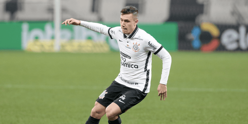 Lucas Piton no Corinthians (Reprodução/Internet) Lucas Piton no Corinthians (Reprodução/Internet)