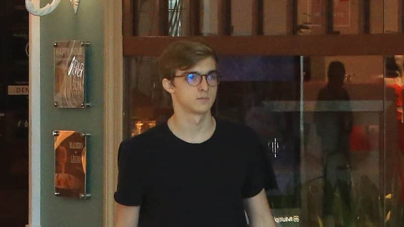 Joaquim Huck, filho de Angélica e Luciano Huck, foi visto em rara aparição em um Shopping - Foto Edson Douglas - AgNews Joaquim Huck, filho de Angélica e Luciano Huck, foi visto em rara aparição em um Shopping - Foto Edson Douglas - AgNews