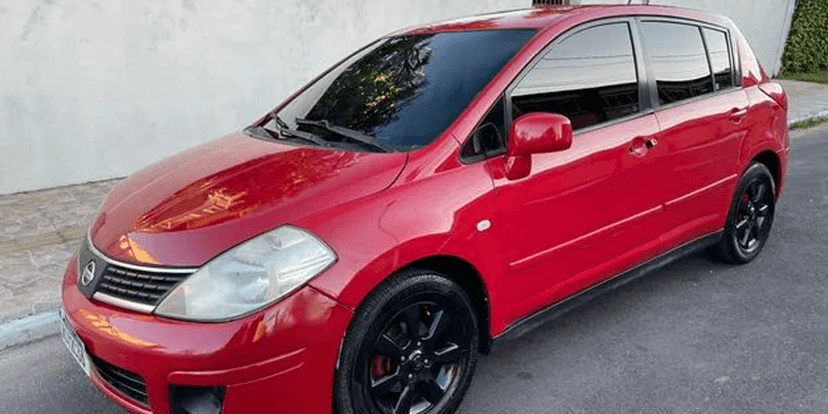 Modelo Nissan Tiida 2007 08 (Foto: Reprodução, Carros na Web) Modelo Nissan Tiida 2007 08 (Foto: Reprodução, Carros na Web)