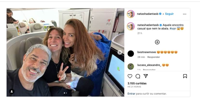 Natasha Dantas, William Bonner e Anitta em avião (Foto: Reprodução / Instagram) Natasha Dantas, William Bonner e Anitta em avião (Foto: Reprodução / Instagram)