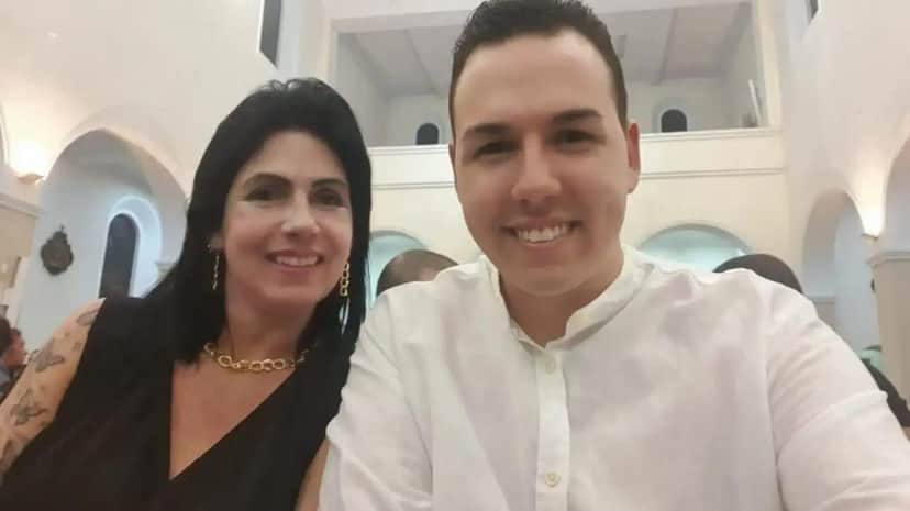 Maurício Silva Ferreira e sua mãe, Fernanda Silva Bim (Reprodução/Internet) Maurício Silva Ferreira e sua mãe, Fernanda Silva Bim (Reprodução/Internet)