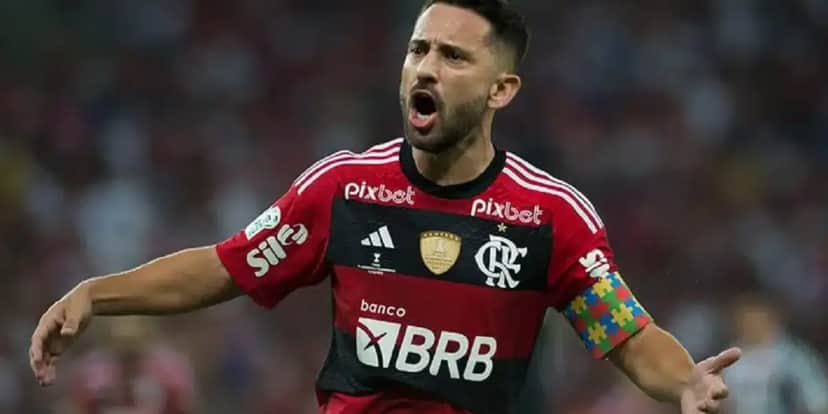 Everton Ribeiro pode sair do Mengão e assinar com o São Paulo - Foto: Reprodução/Internet Everton Ribeiro pode sair do Mengão e assinar com o São Paulo - Foto: Reprodução/Internet