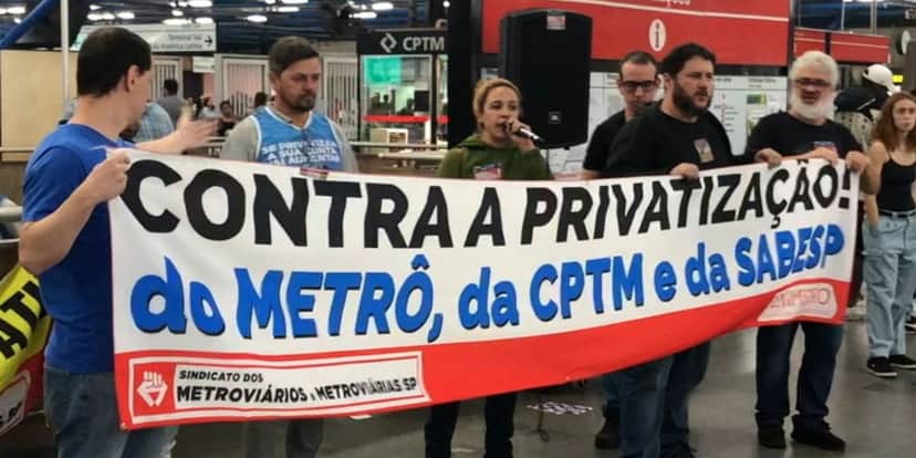 Greve é contra a privatização dos serviços e por conta de demissões dos funcionários (Reprodução: Internet) Greve é contra a privatização dos serviços e por conta de demissões dos funcionários (Reprodução: Internet)
