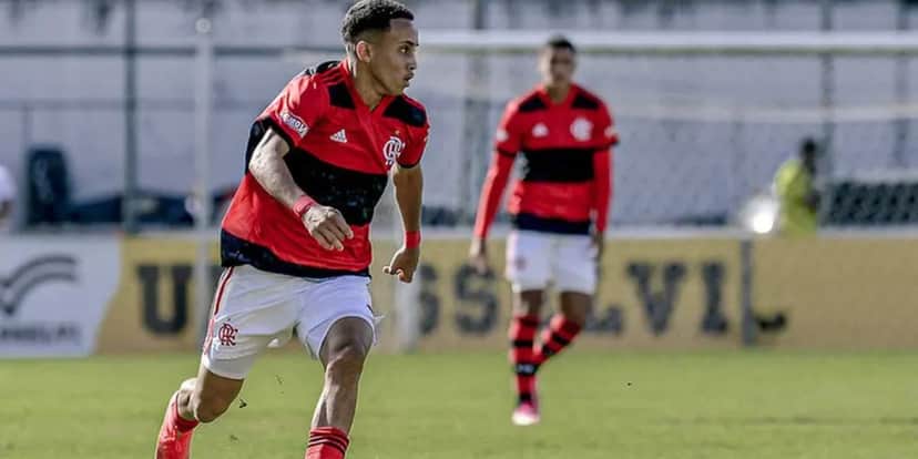 Matheus Gonçalves no Sub-17 - (Foto: Internet) Matheus Gonçalves no Sub-17 - (Foto: Internet)