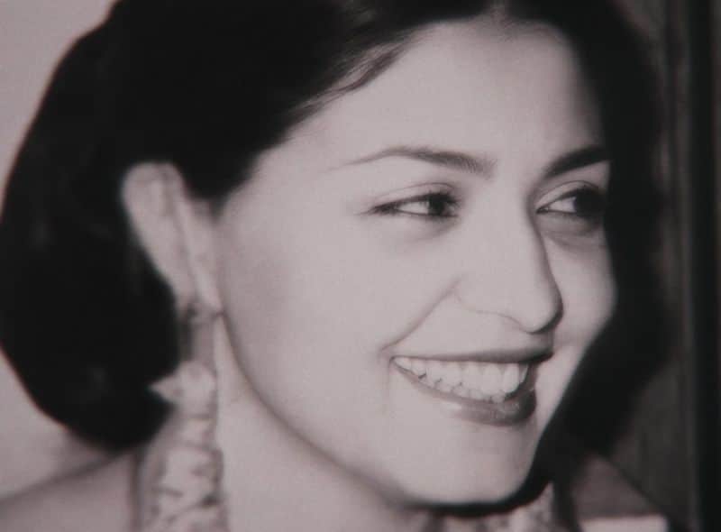 Shakereh Khaleeli era uma mulher descrita como rica e bonita, sociável e amorosa, foi morta pelo marido (Foto: Divulgação) Shakereh Khaleeli era uma mulher descrita como rica e bonita, sociável e amorosa, foi morta pelo marido (Foto: Divulgação)