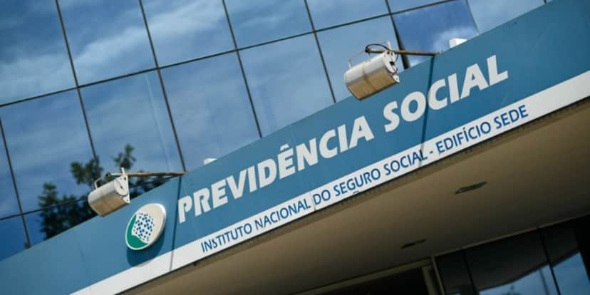 O Presidente da Previdência Social, Carlos Lupi, não acredita na aprovação (Reprodução: Internet) O Presidente da Previdência Social, Carlos Lupi, não acredita na aprovação (Reprodução: Internet)