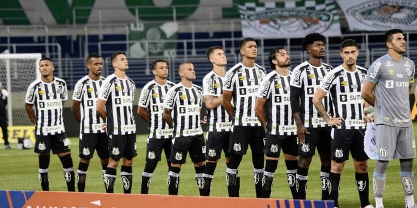 Santos vive fase difícil (Foto: Marcos Ribolli) Santos vive fase difícil (Foto: Marcos Ribolli)