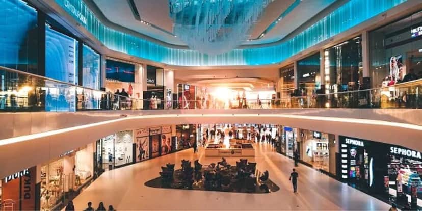 Os shoppings estão com cada vez menos público no Estados Unidos (Reprodução: Internet) Os shoppings estão com cada vez menos público no Estados Unidos (Reprodução: Internet)