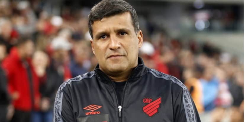 Wesley Carvalho, atual técnico do Athletico Paraense - (Foto: Reprodução / Internet) Wesley Carvalho, atual técnico do Athletico Paraense - (Foto: Reprodução / Internet)